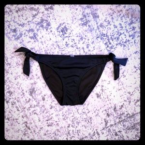 ⭐️2 for $25⭐️ Victoria Secret Tie Bikini Bottoms